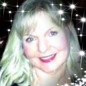 Meet your Posher, Debra